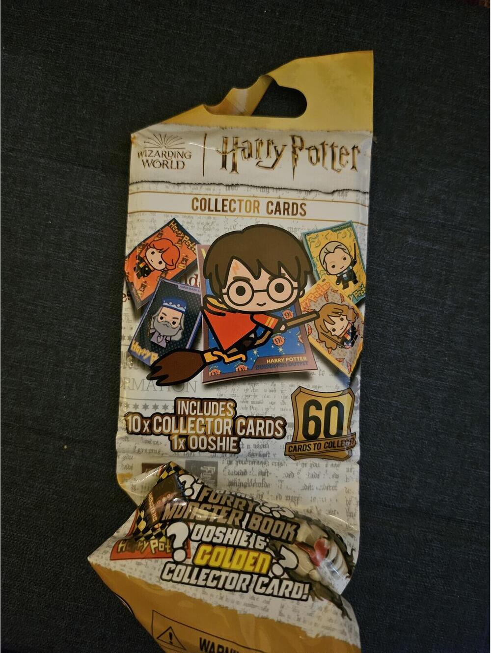 New - Harry Potter Collector Cards + Ooshie - 1 Blind Pack